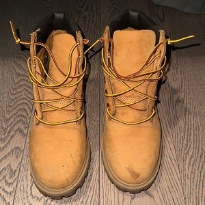 Timberlands size 4 men’s